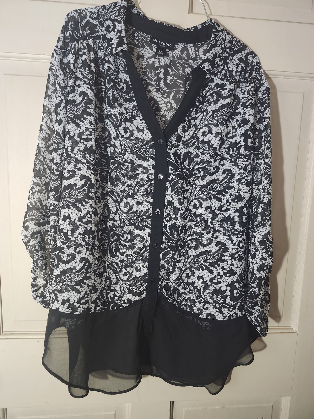 I.N. Studio Black and White Printed Sheer Button-Front Blouse